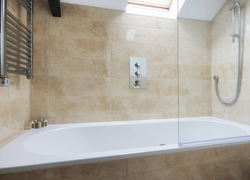 Honeybag en-suite bathroom